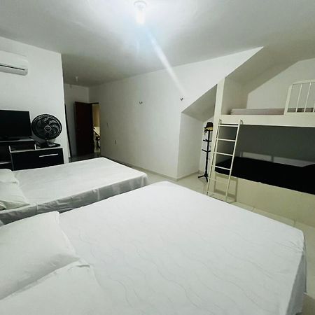 Casa Simoes Hotel Fortim Bagian luar foto